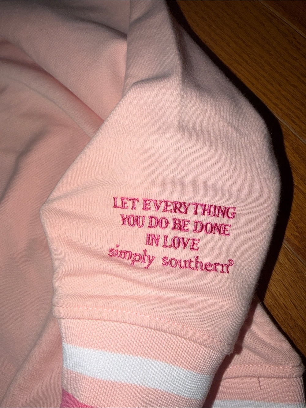 Good Energy Pink Crewneck Sweatshirt Never worn! - Picture 2 of 4